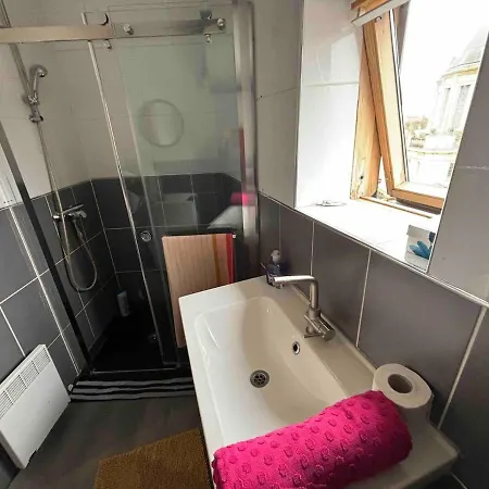 Apartment Tres Confortable En Centre