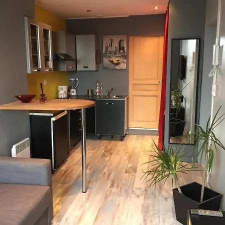 Apartment Tres Confortable En Centre Henin-Beaumont